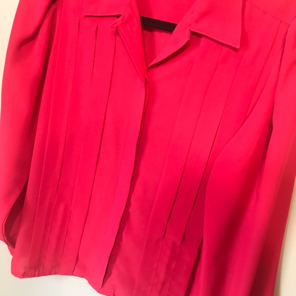 VINTAGE Red Blouse - Picture 4 of 8